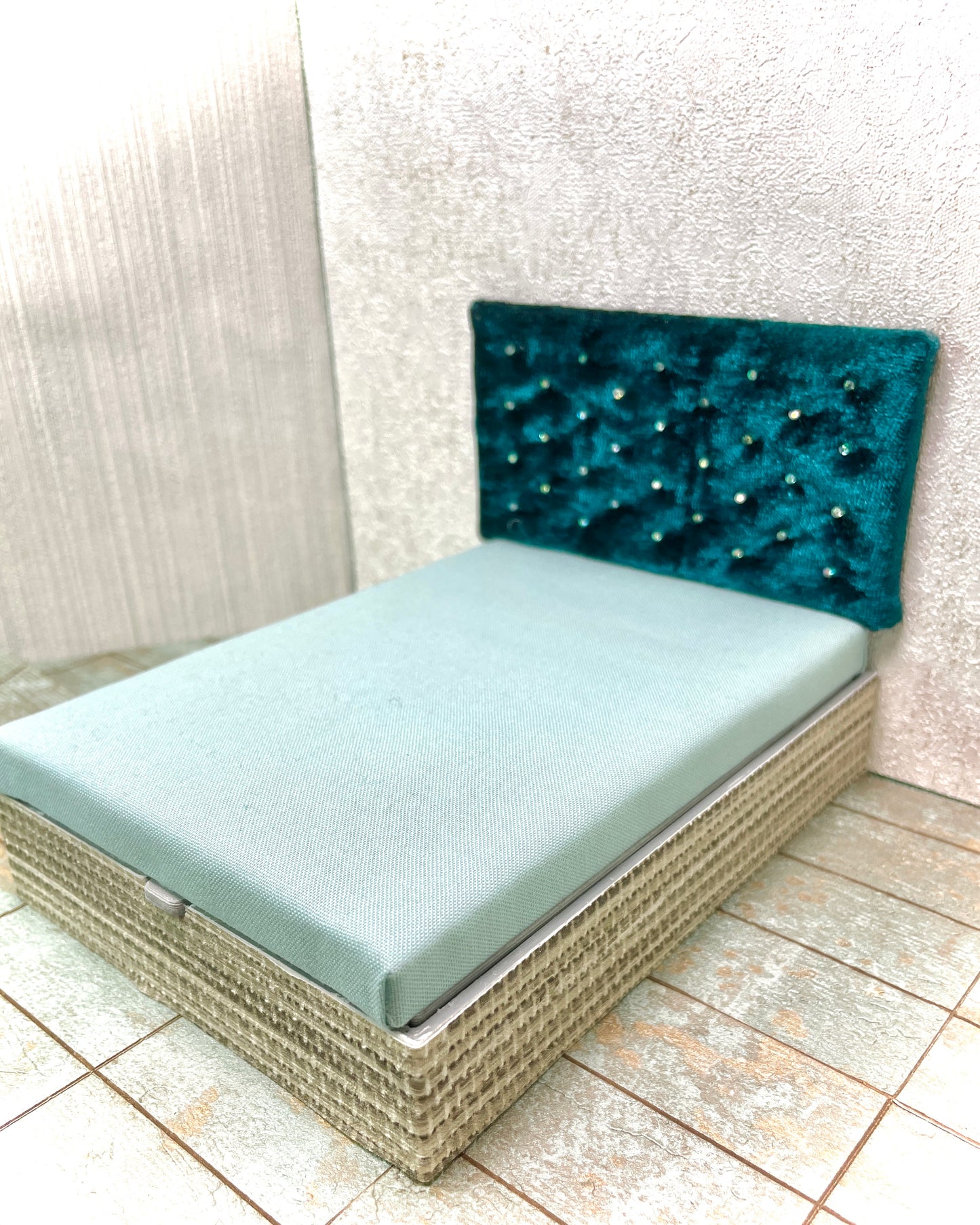 1:12 Dollhouse miniature Melli storage double bed in teal color
