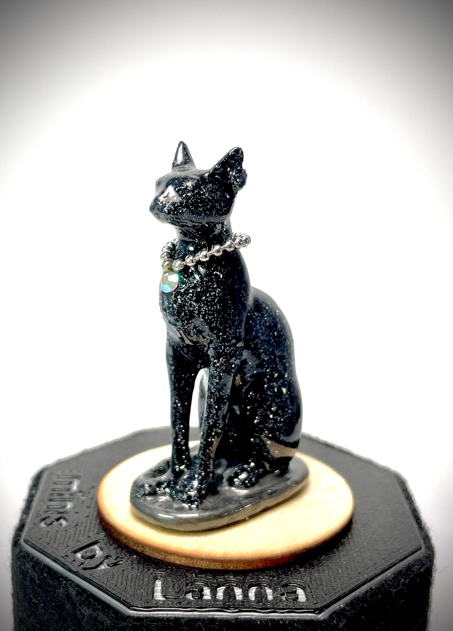 1:12 Dollhouse miniature Egyptian cat sculpture