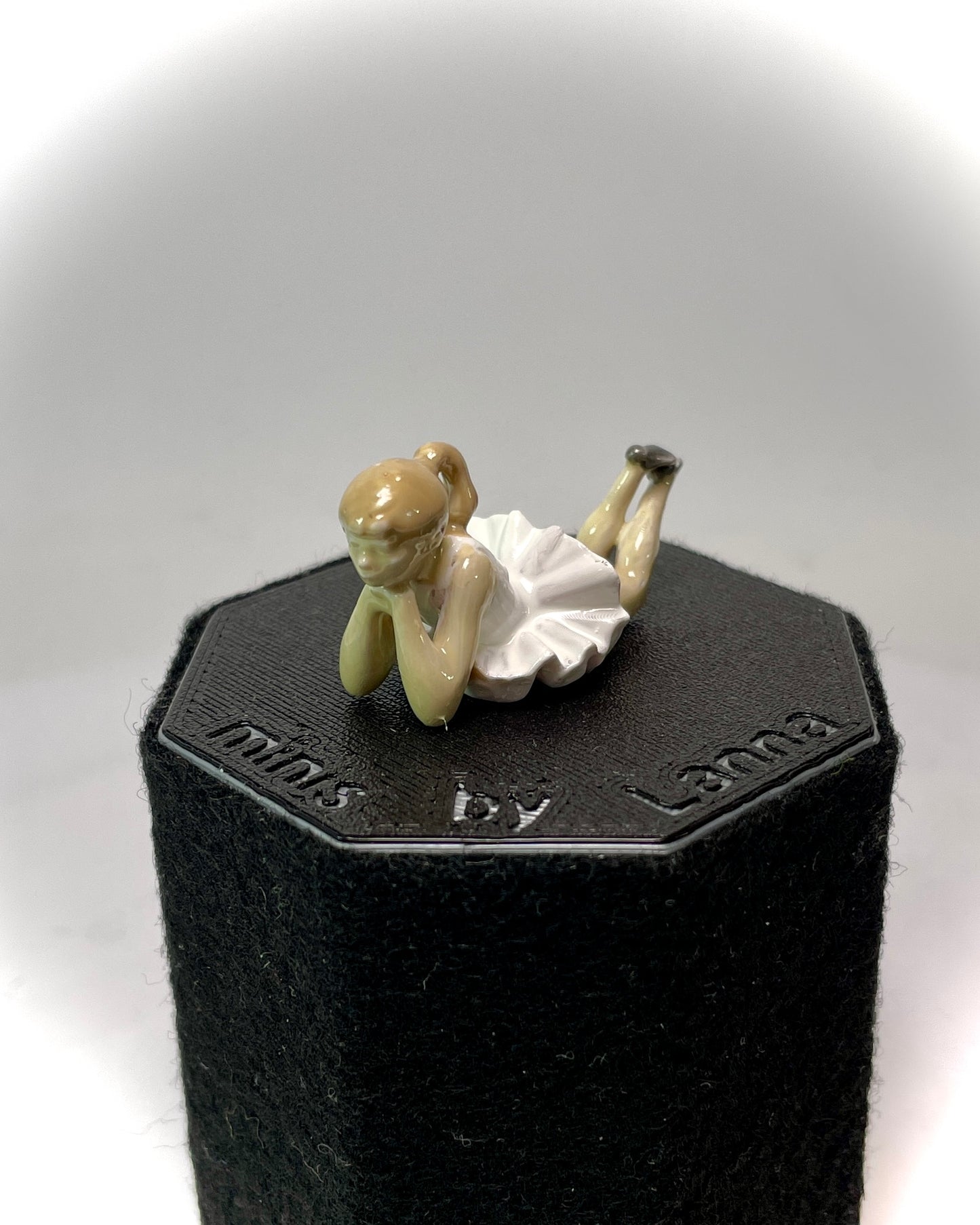 1:6 Dollhouse miniature Petit ballerina sculpture collection
