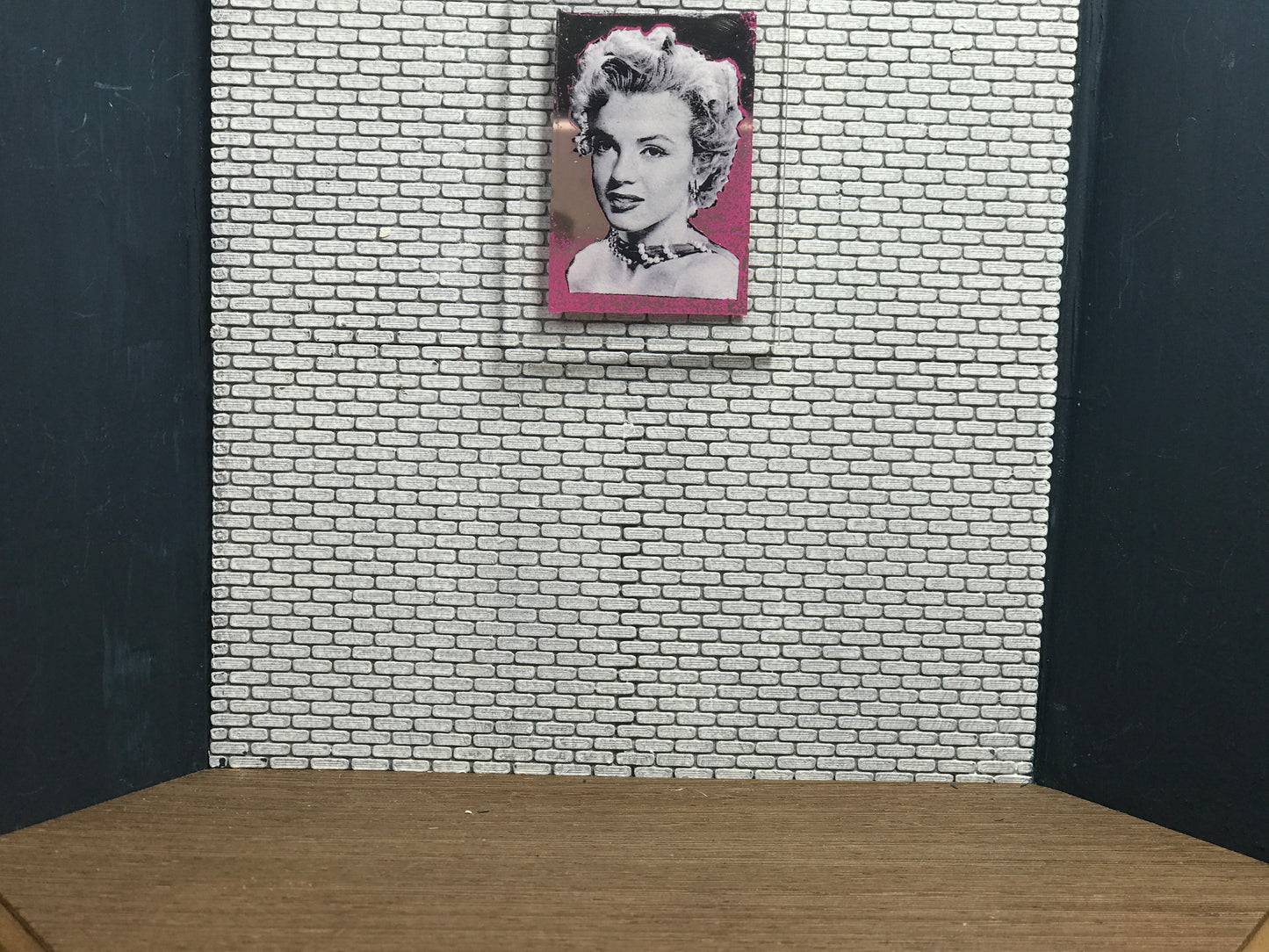 1:12 Dollhouse miniature Marilyn mirrored and pink wall picture