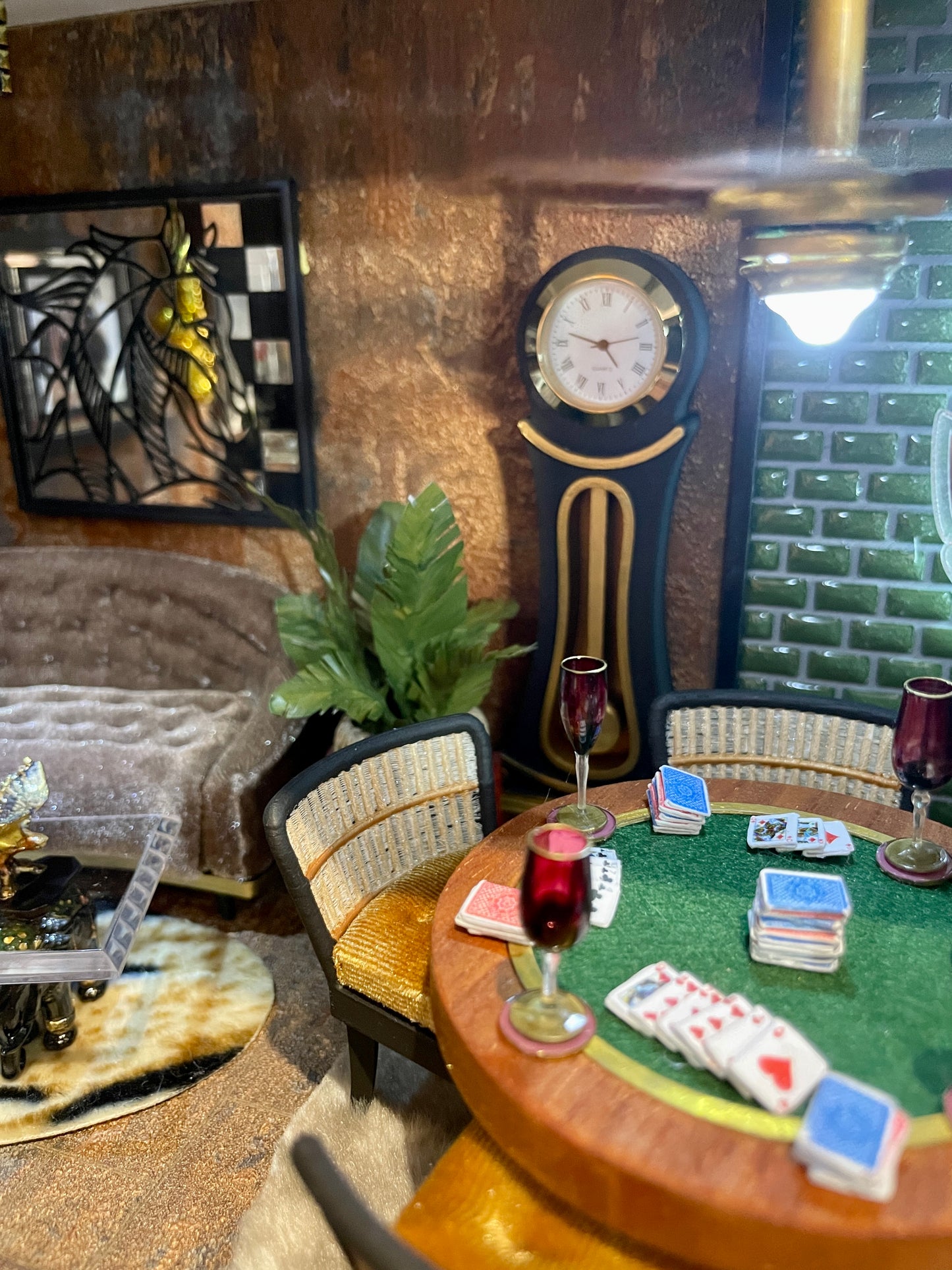 1:12 Dollhouse roombox diorama recreation room - Decorated and Remote Controlled or Fully Furnished