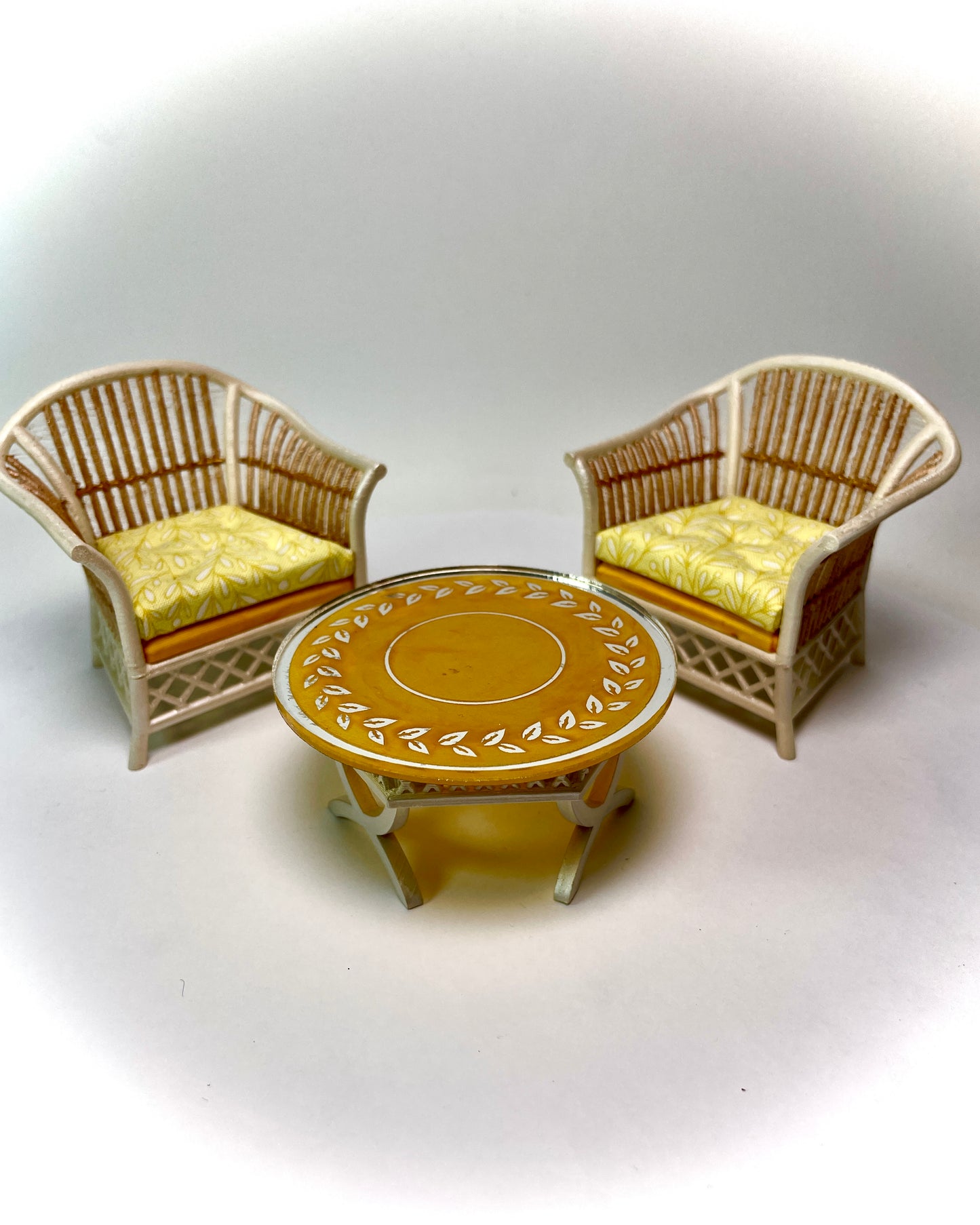 1:12 Dollhouse cane rattan pearl yellow leaves furniture