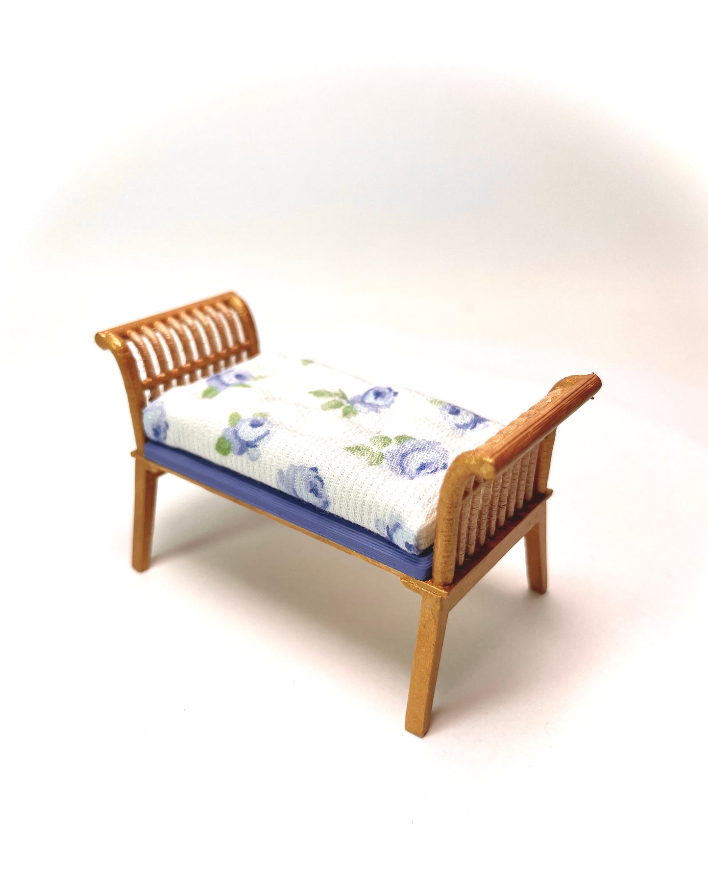 1:12 Dollhouse cane rattan blue roses furniture