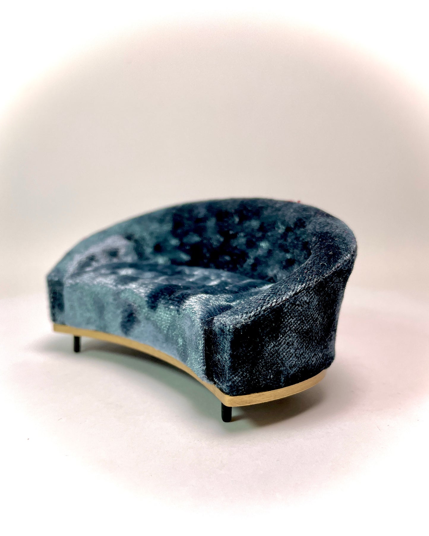 1:16 Dollhouse miniature modern sofa velvet various colors- Lundby