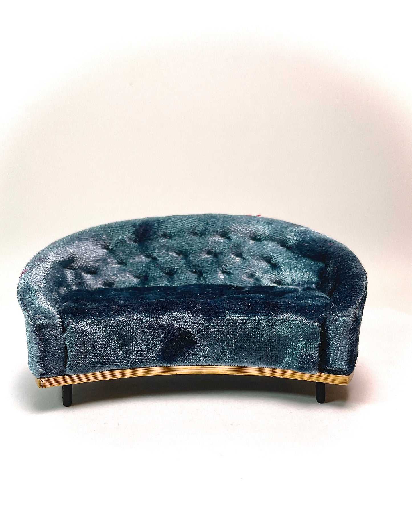 1:16 Dollhouse miniature modern sofa velvet various colors- Lundby