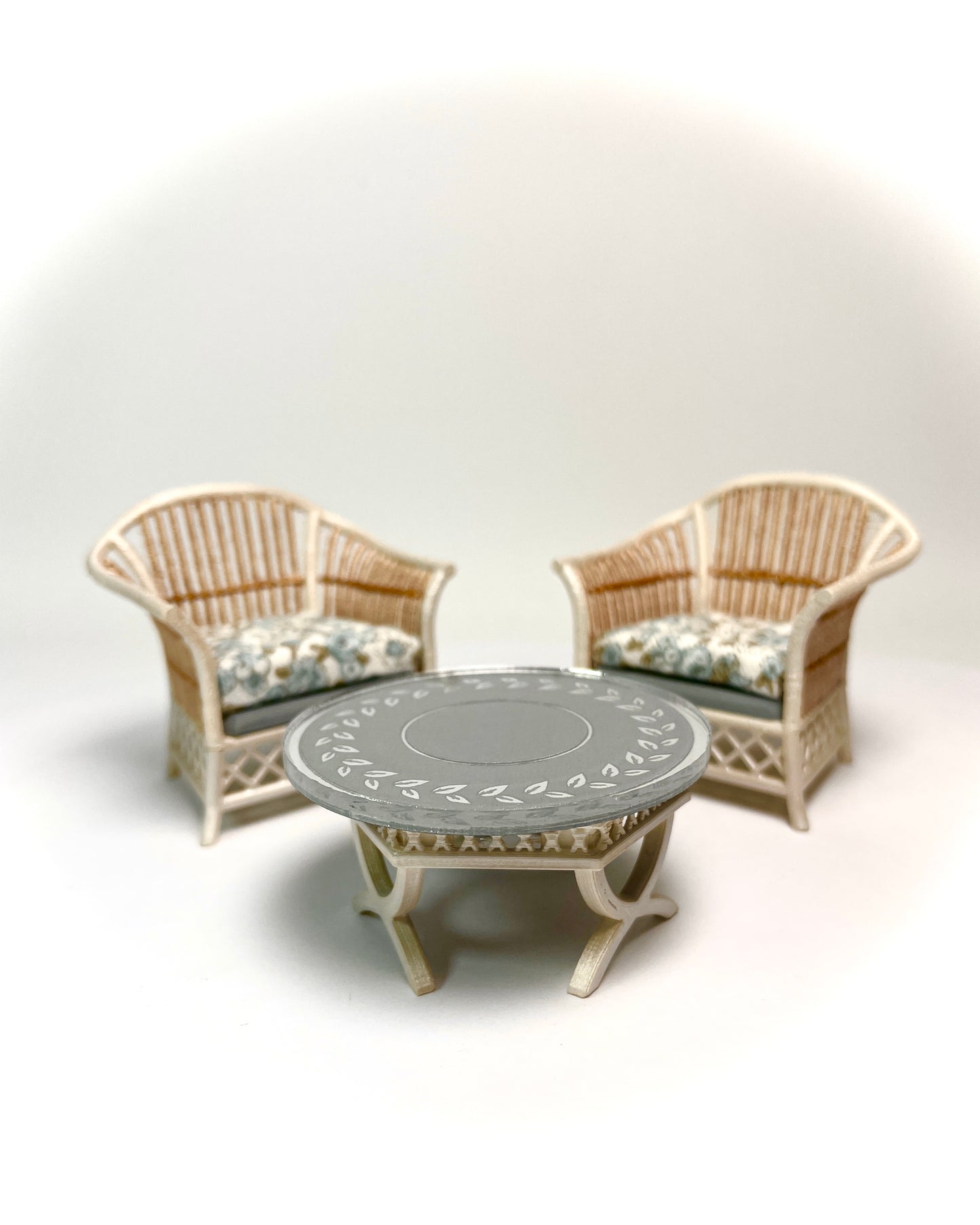 1:16 Dollhouse cane rattan pearl blue on grey furniture - Lundby