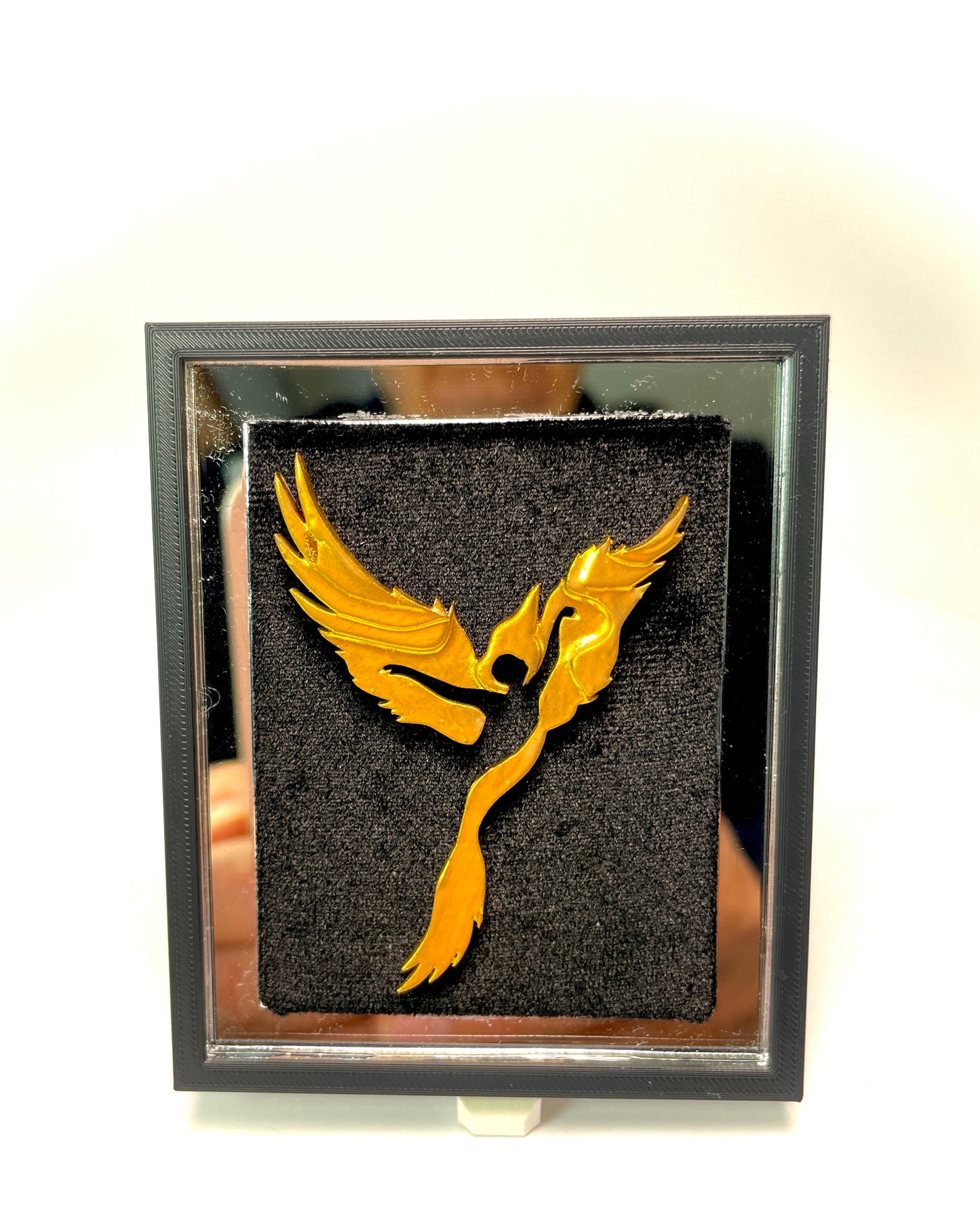1:12 Dollhouse miniature Eagle Lady gold-filled picture