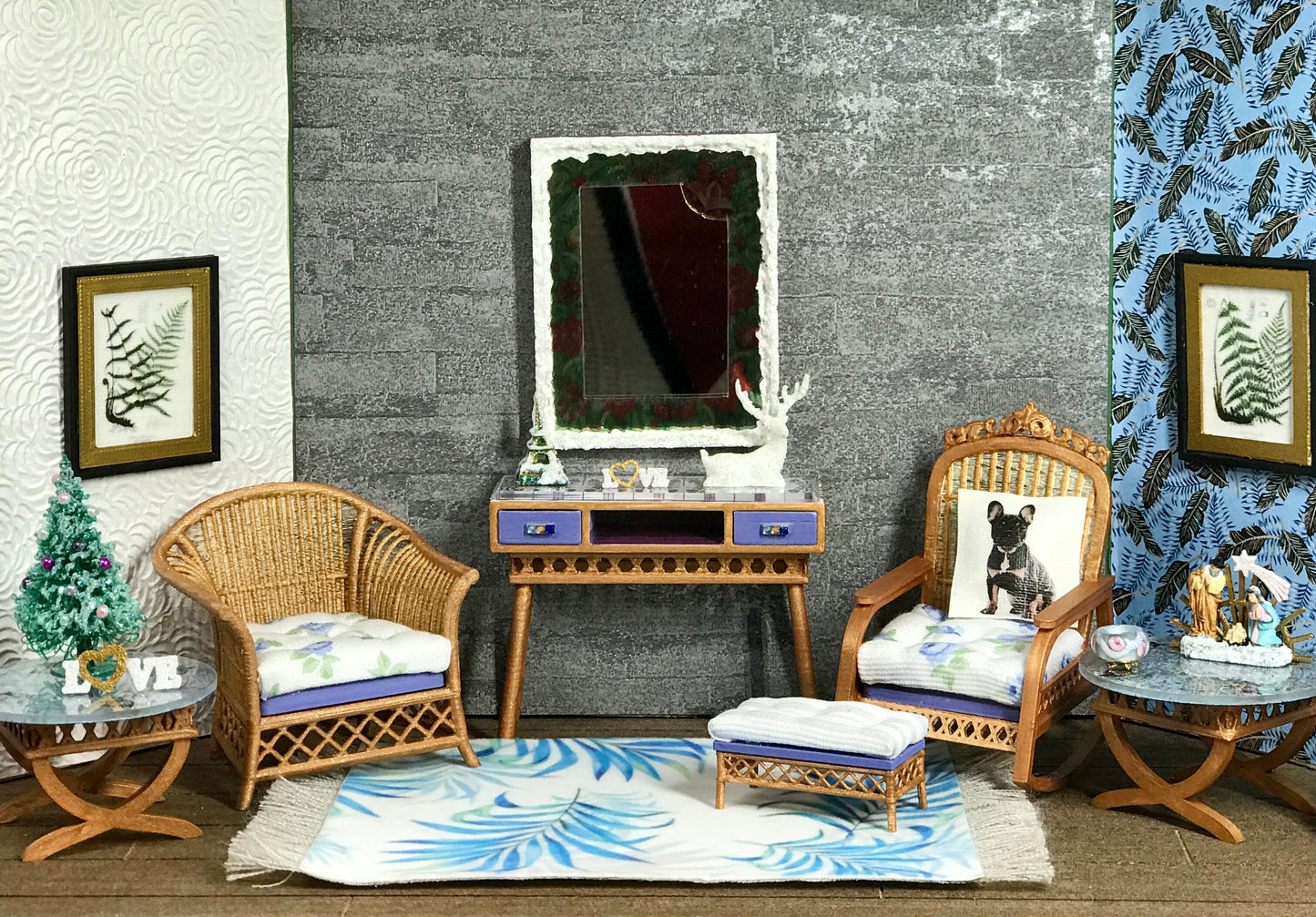 1:12 Dollhouse console table cane rattan blue & beveled top