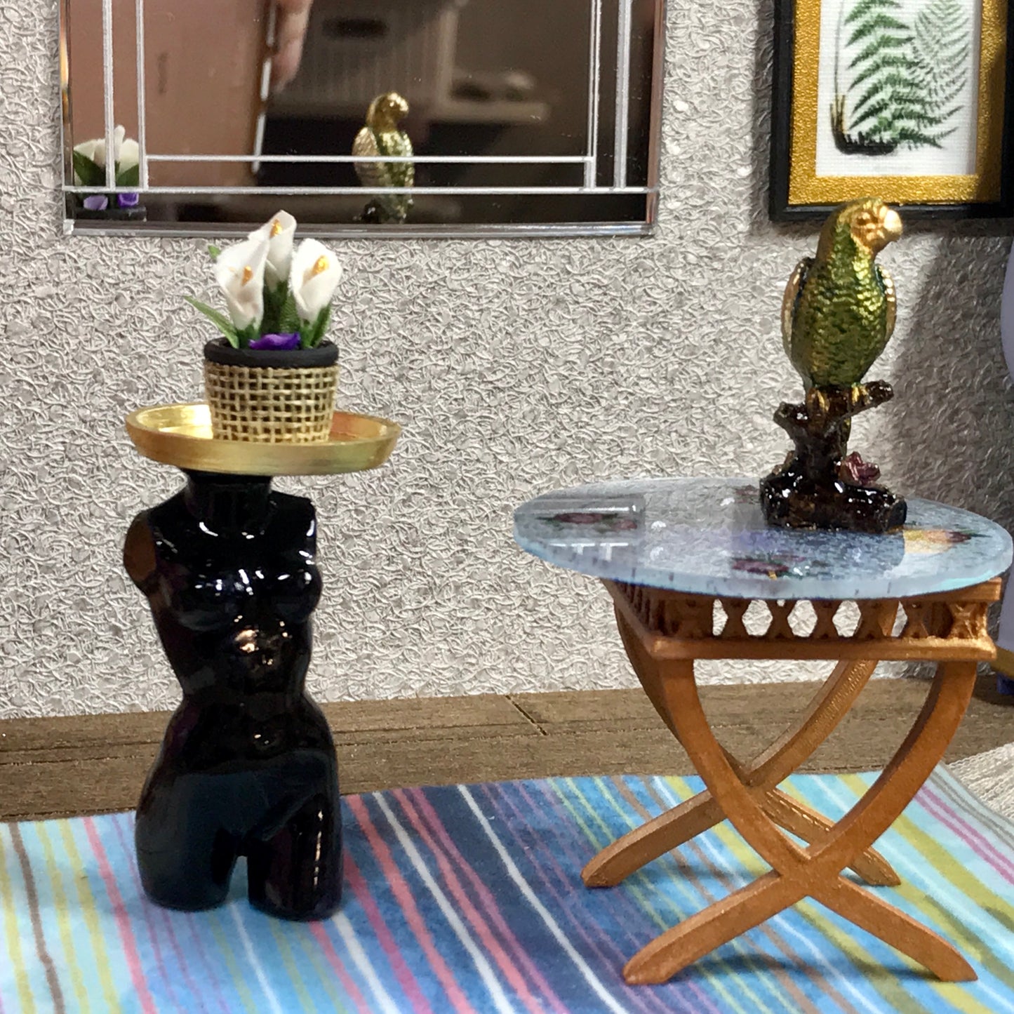 1:12 Dollhouse miniature gilded parrot sculpture