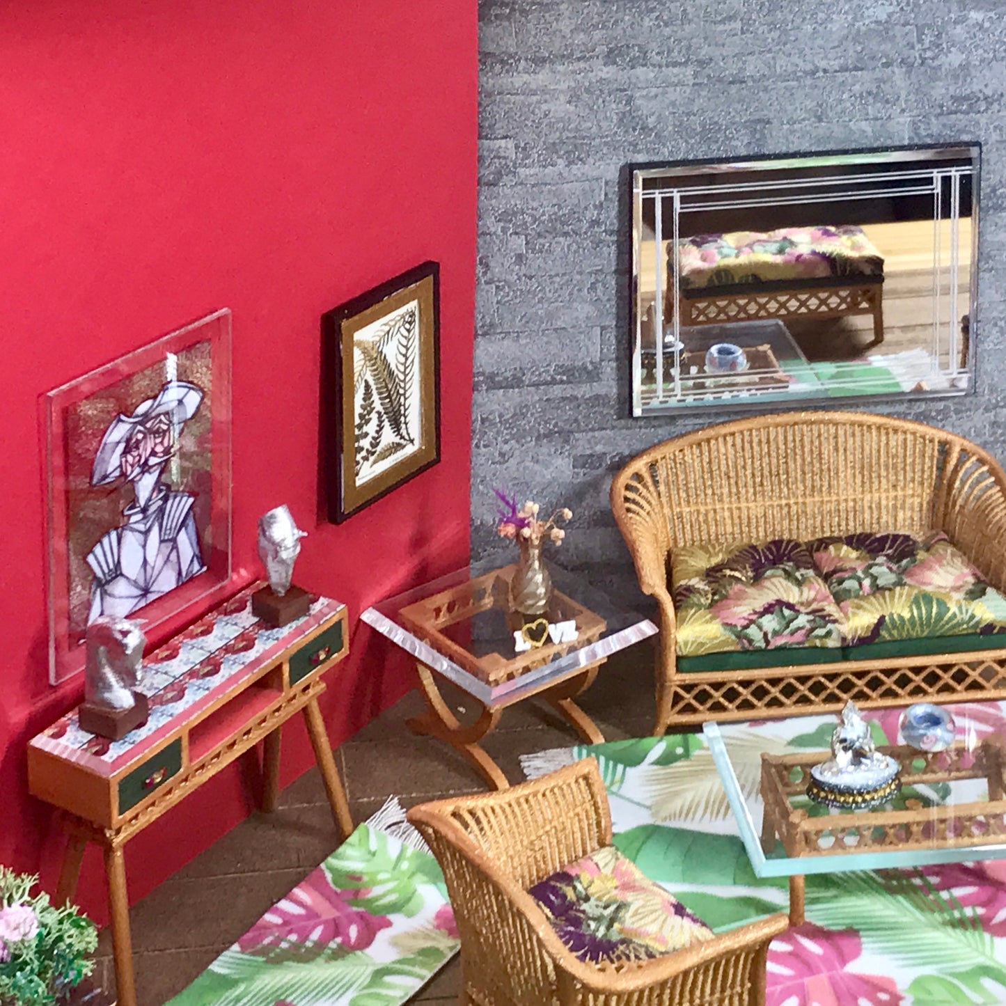 1:12 Dollhouse console table cane rattan wine/gold/green & beveled top