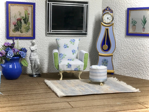1:12 Dollhouse miniature arm-chair and puff - Blue Roses