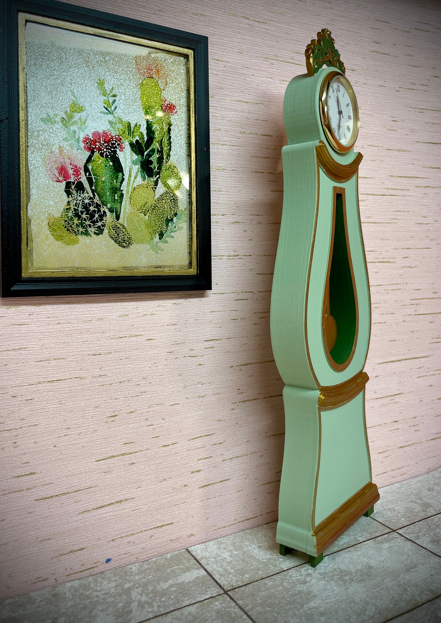 1:6 Dollhouse miniature Swedish Mora longcase quartz clock Green