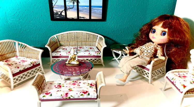 1:6 Scale (2 inches)