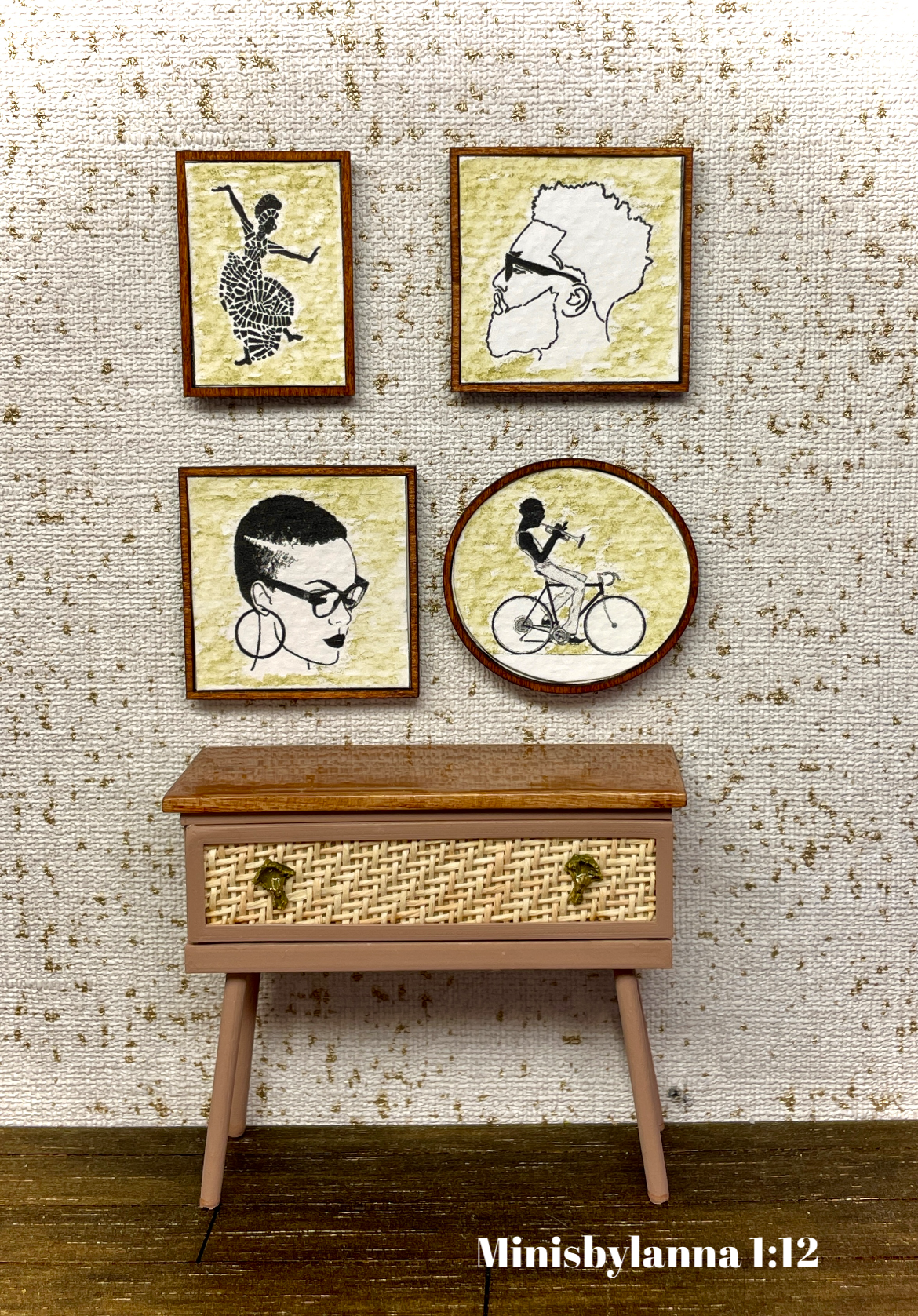 1:12 Dollhouse miniature raffia wooden chest of drawers 1 beige