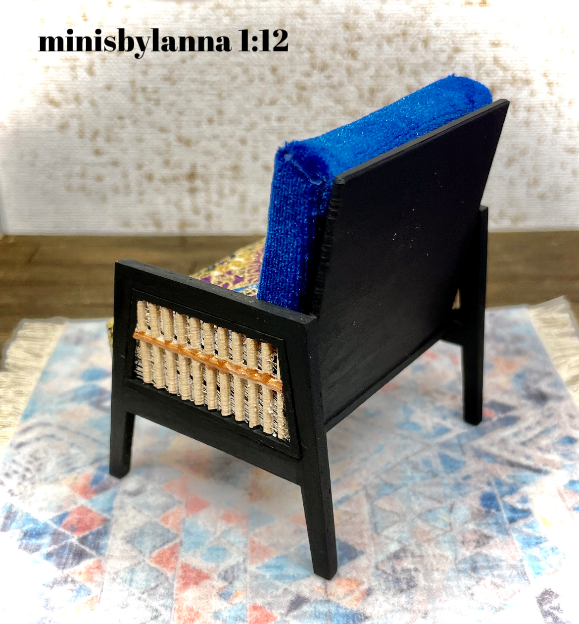 1:12 Dollhouse wooden Art Deco rattan armchair Royal-blue and geometric blue