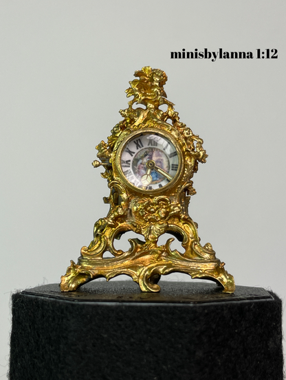 1:12 Dollhouse miniature French ormolu mantel working clock