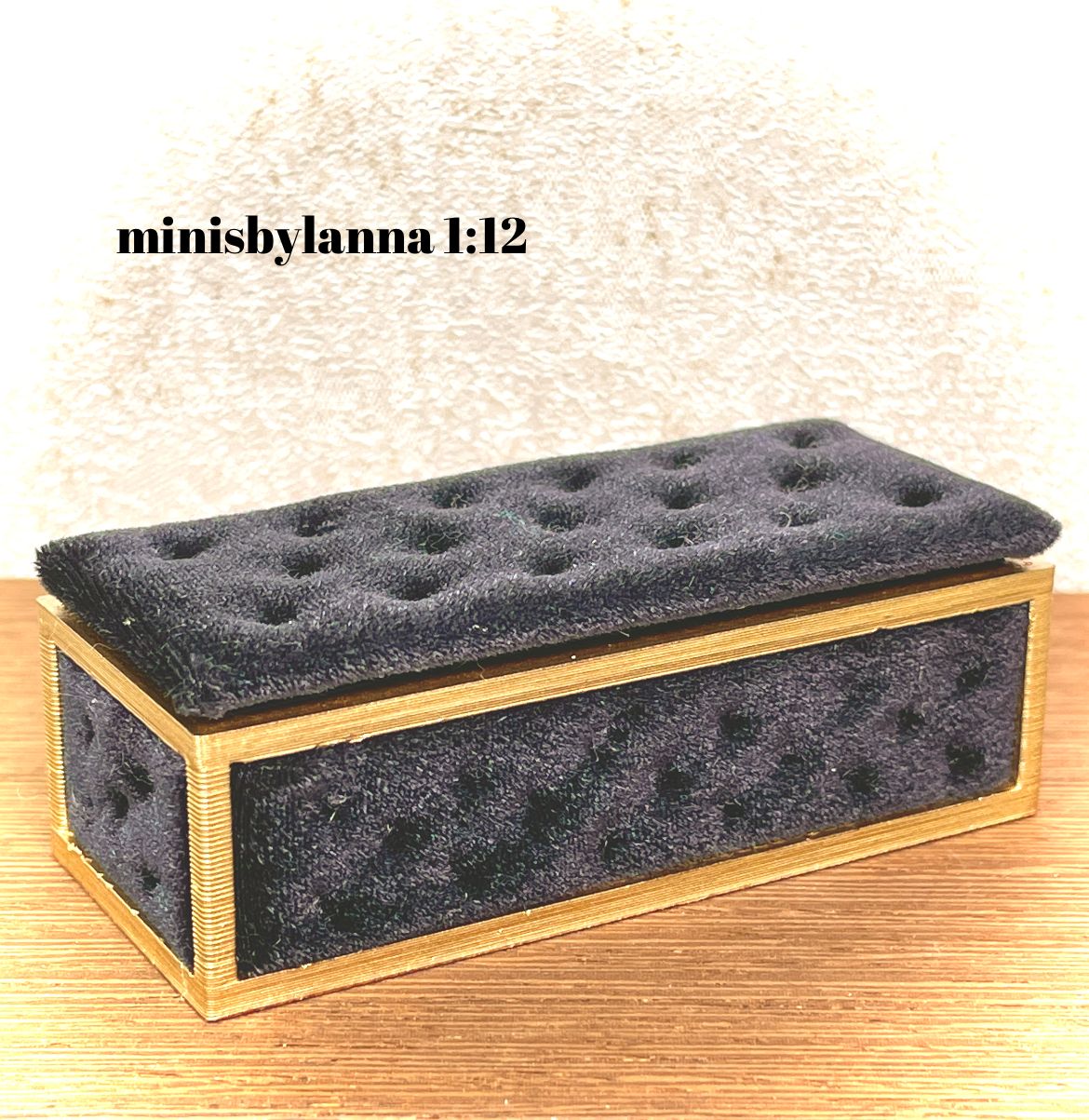 1:12 Dollhouse Ottoman storage stool various colors
