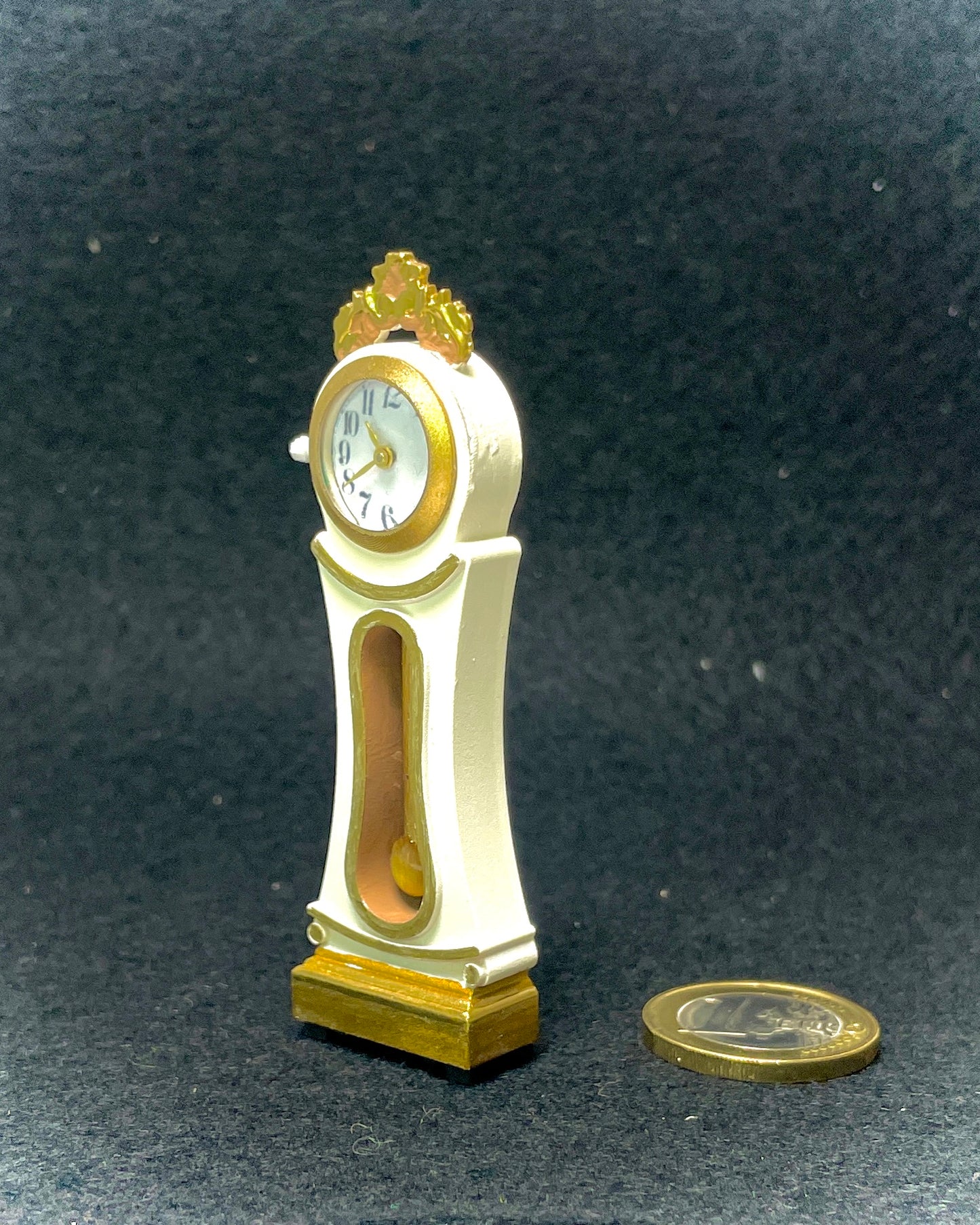 1:24 Dollhouse Swedish Mora long-case working clock various colors - Half scale