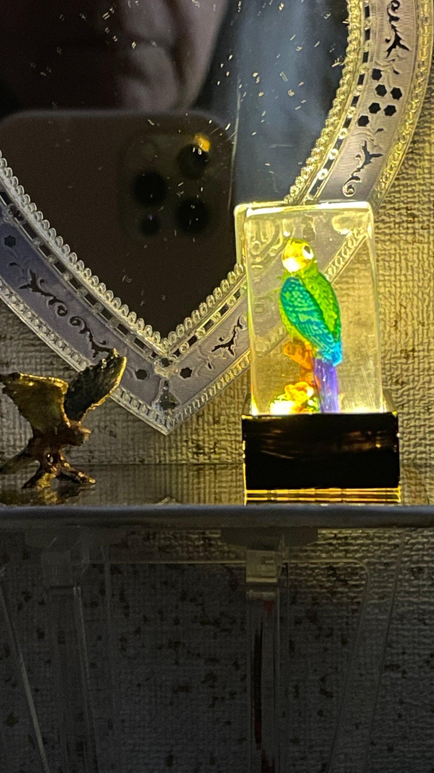 1:12 Dollhouse miniature resin LED Magic light Parrot working table lamp