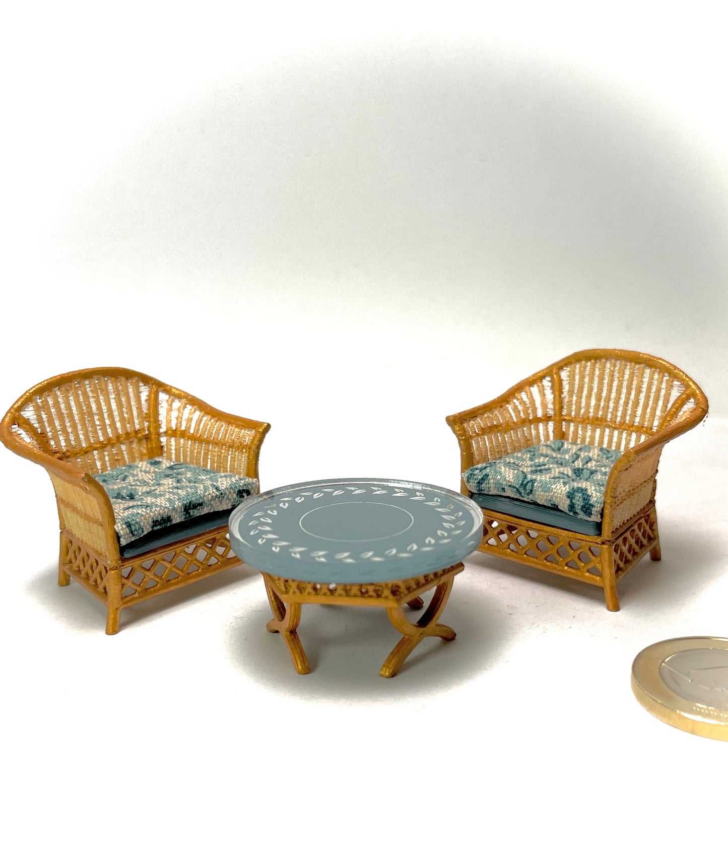 1:24 Dollhouse cane rattan petit floral blue furniture - Half Scale
