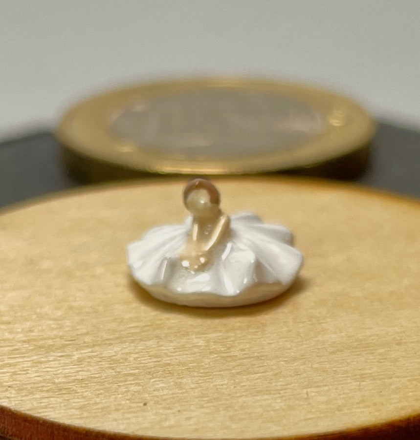 1:24 Dollhouse miniature sitting ballerina sculpture - Half Scale