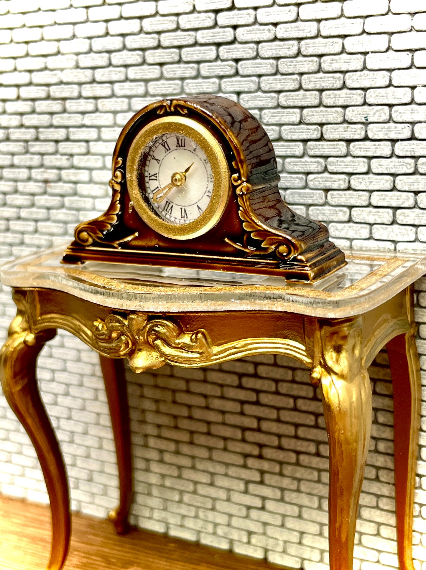 1:12 Dollhouse miniature Napoleon Hat mantel working clock – Hand Painted