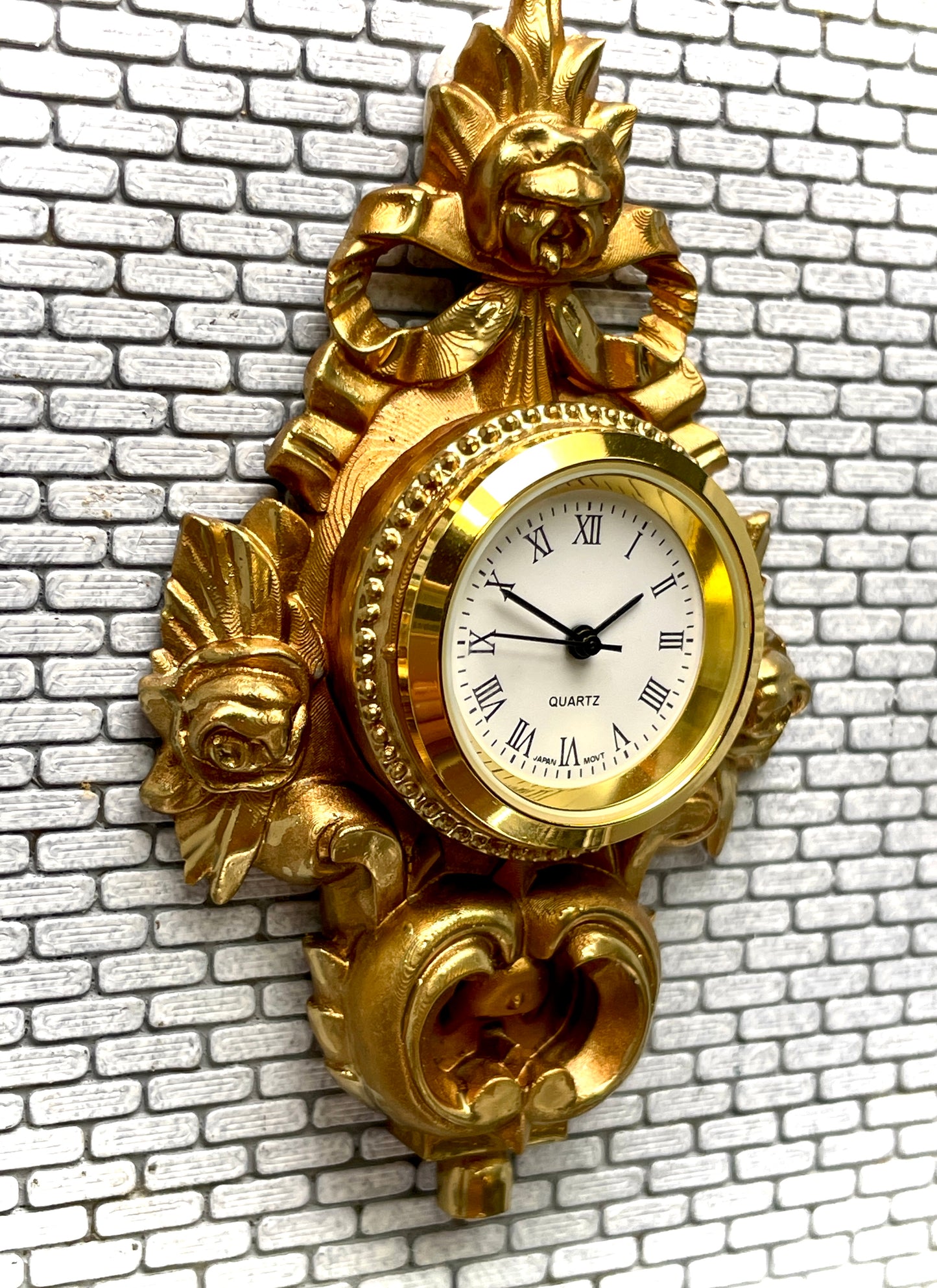 1:12 Dollhouse miniature Swedish Cartel wall working clock – Hand Painted