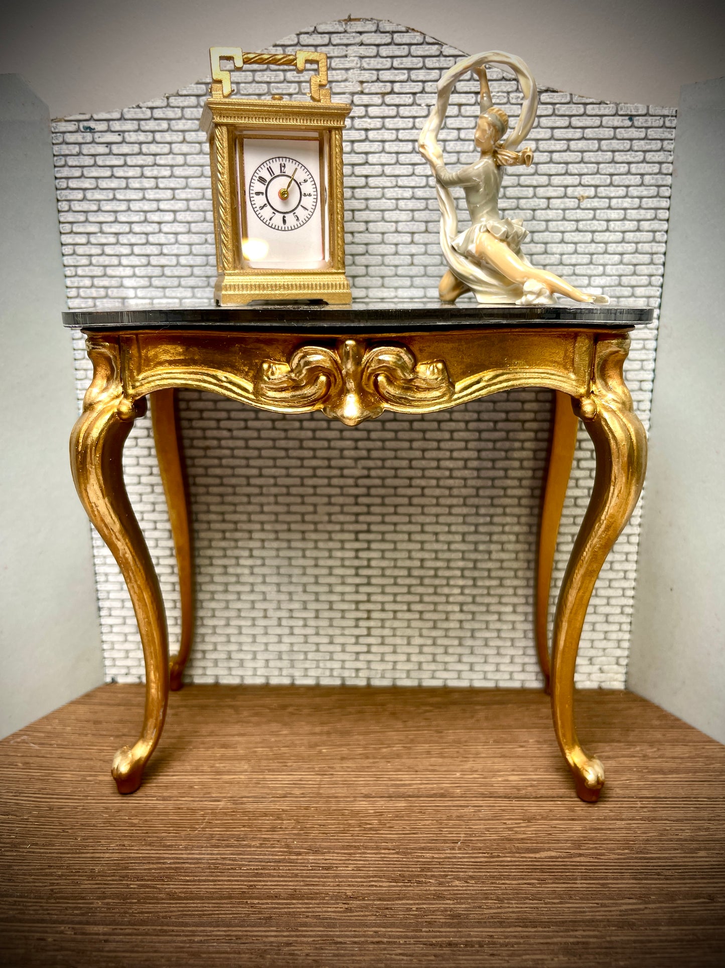 1:6 Dollhouse miniature elegant French carriage clock