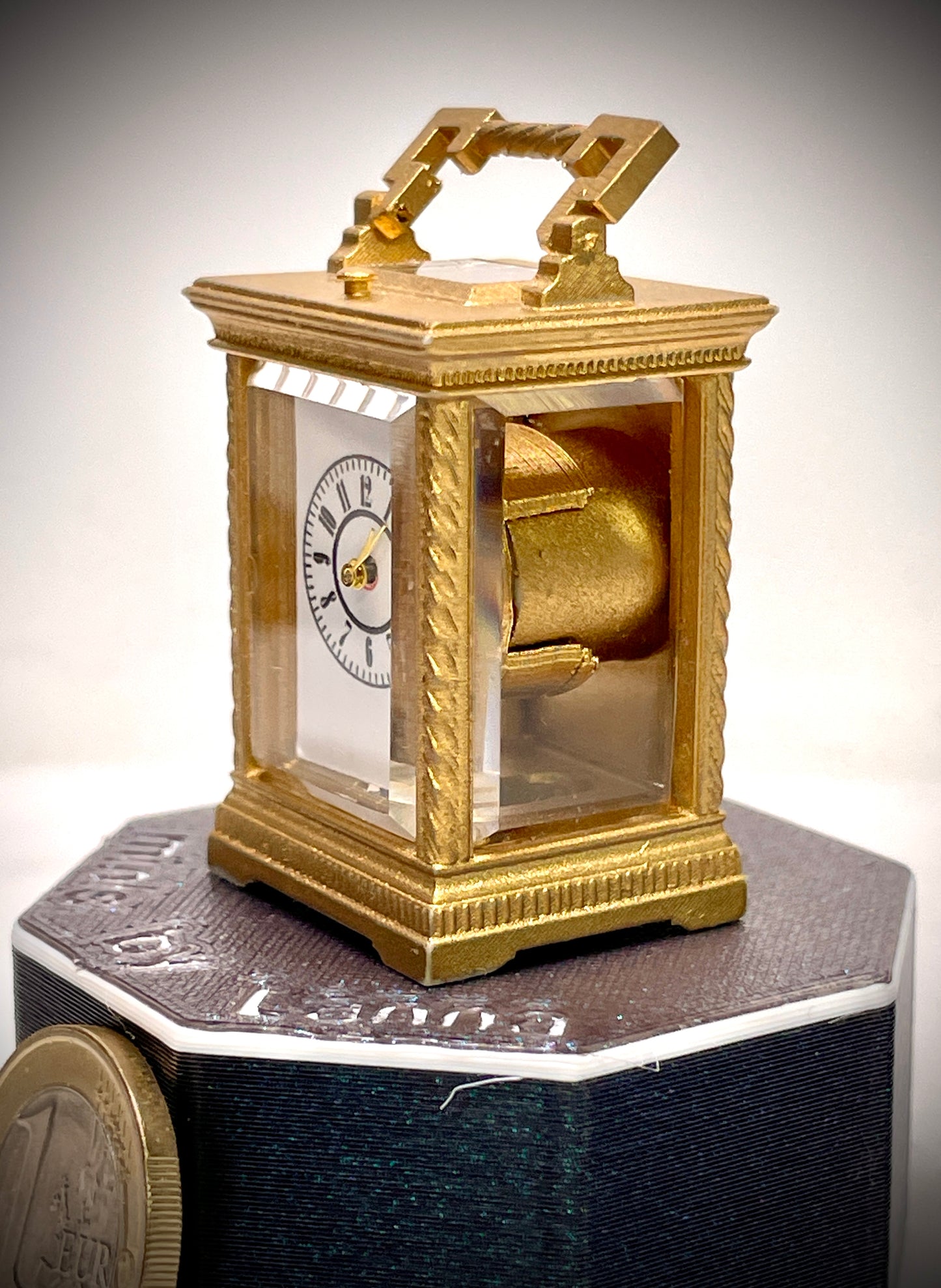 1:6 Dollhouse miniature elegant French carriage clock