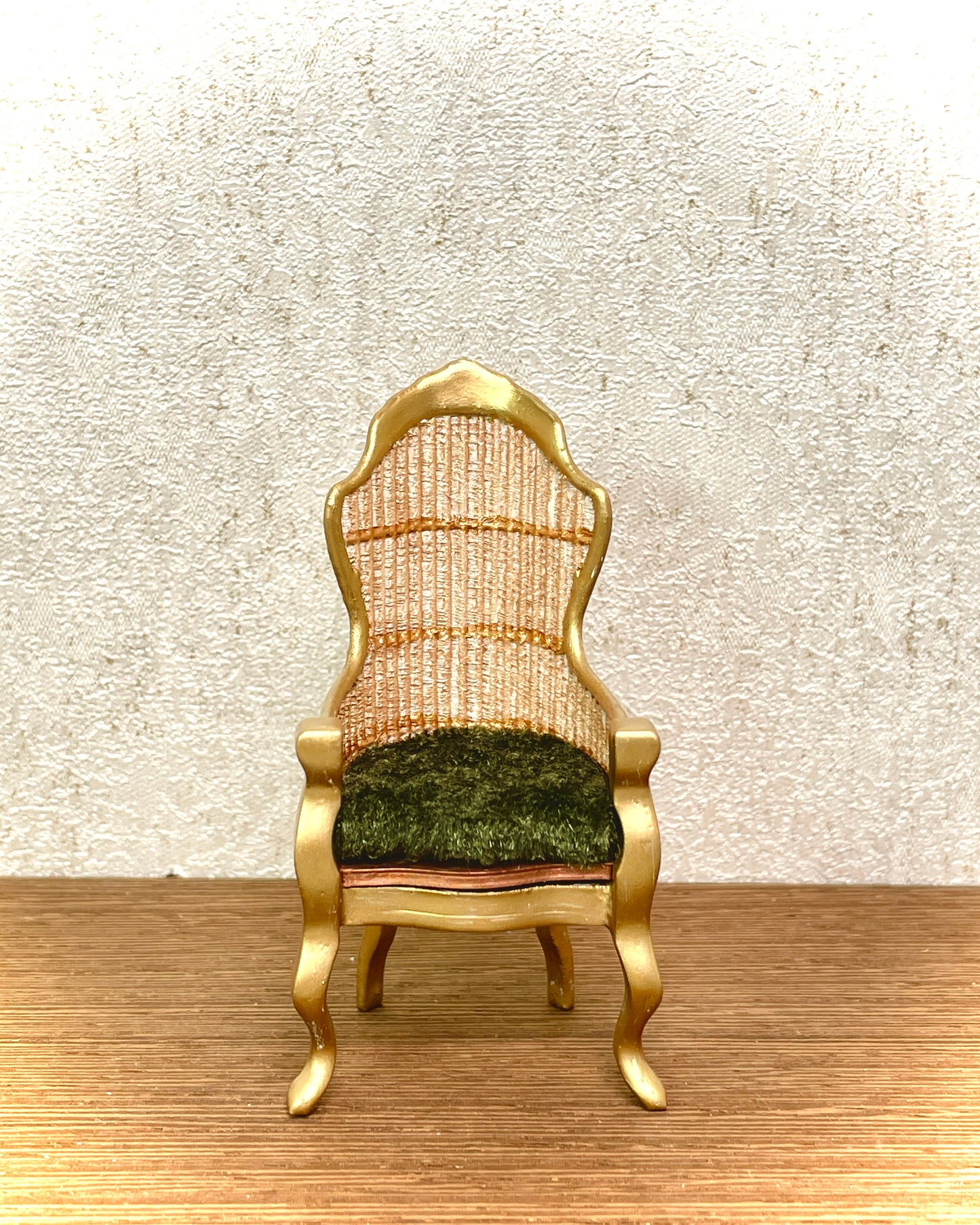 1:16 Dollhouse miniature Victorian rattan golden chair various color cushion - Lundby scale