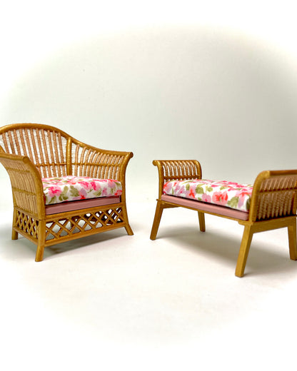1:12 Dollhouse cane rattan petit rose flowers furniture