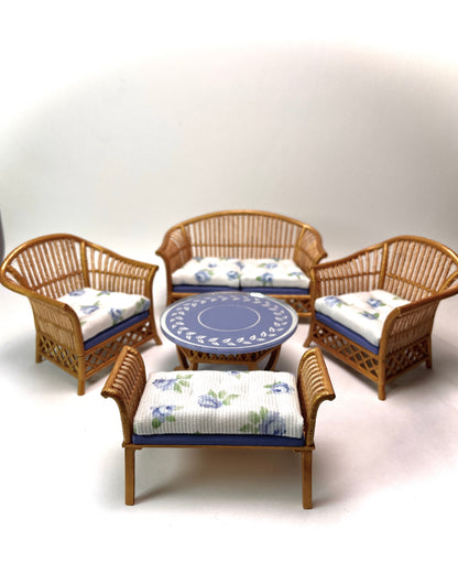 1:12 Dollhouse cane rattan blue roses furniture