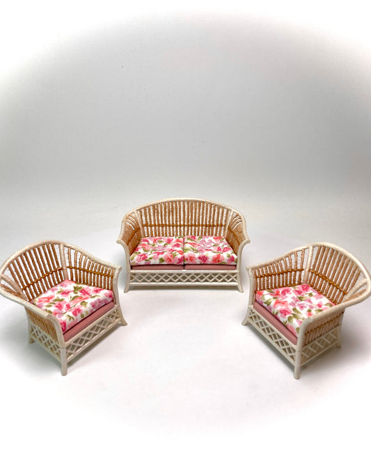 1:16 Dollhouse cane rattan pearl pink cyclamen furniture - Lundby