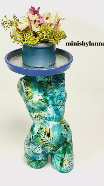 1:12 Dollhouse miniature callas flowers pot on woman's sculpture - various colors