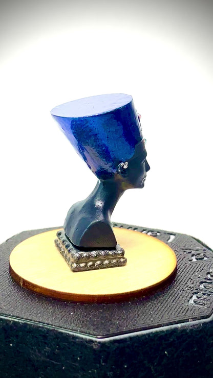 1:12 Dollhouse miniature Egyptian Nefertiti sculpture