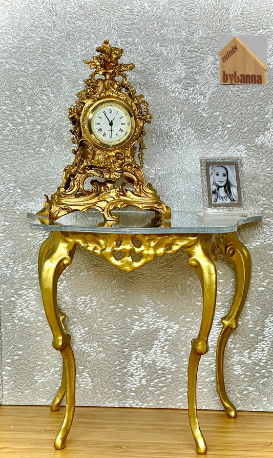 1:6 Dollhouse miniature French ormolu mantel working clock