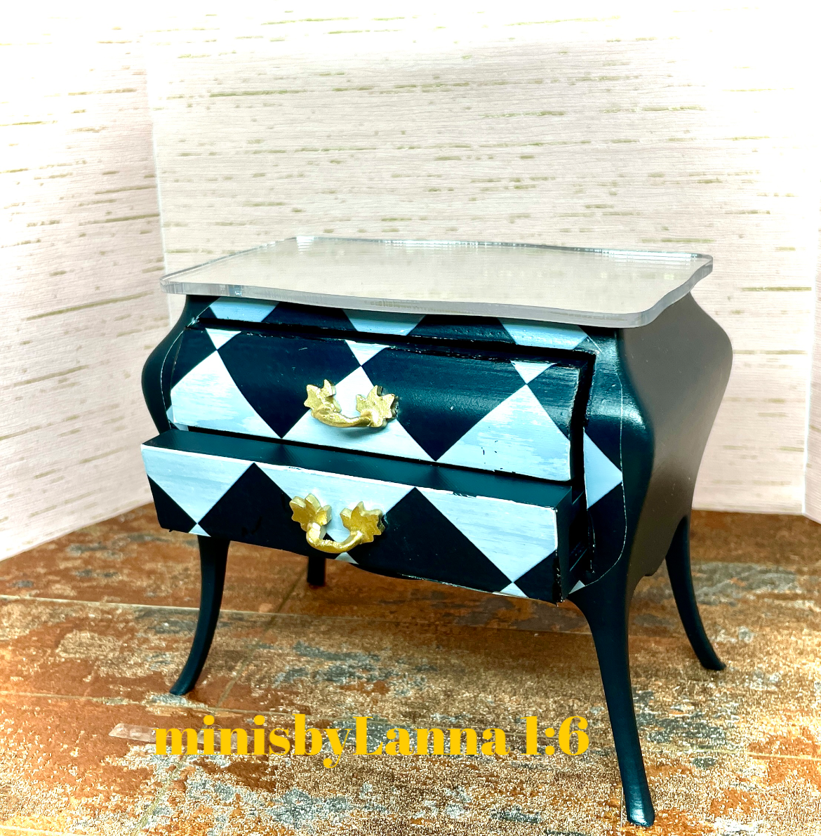 1:6 Dollhouse miniature Art Deco black/white chest of drawers diamond decoupage