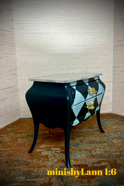 1:6 Dollhouse miniature Art Deco black/white chest of drawers diamond decoupage