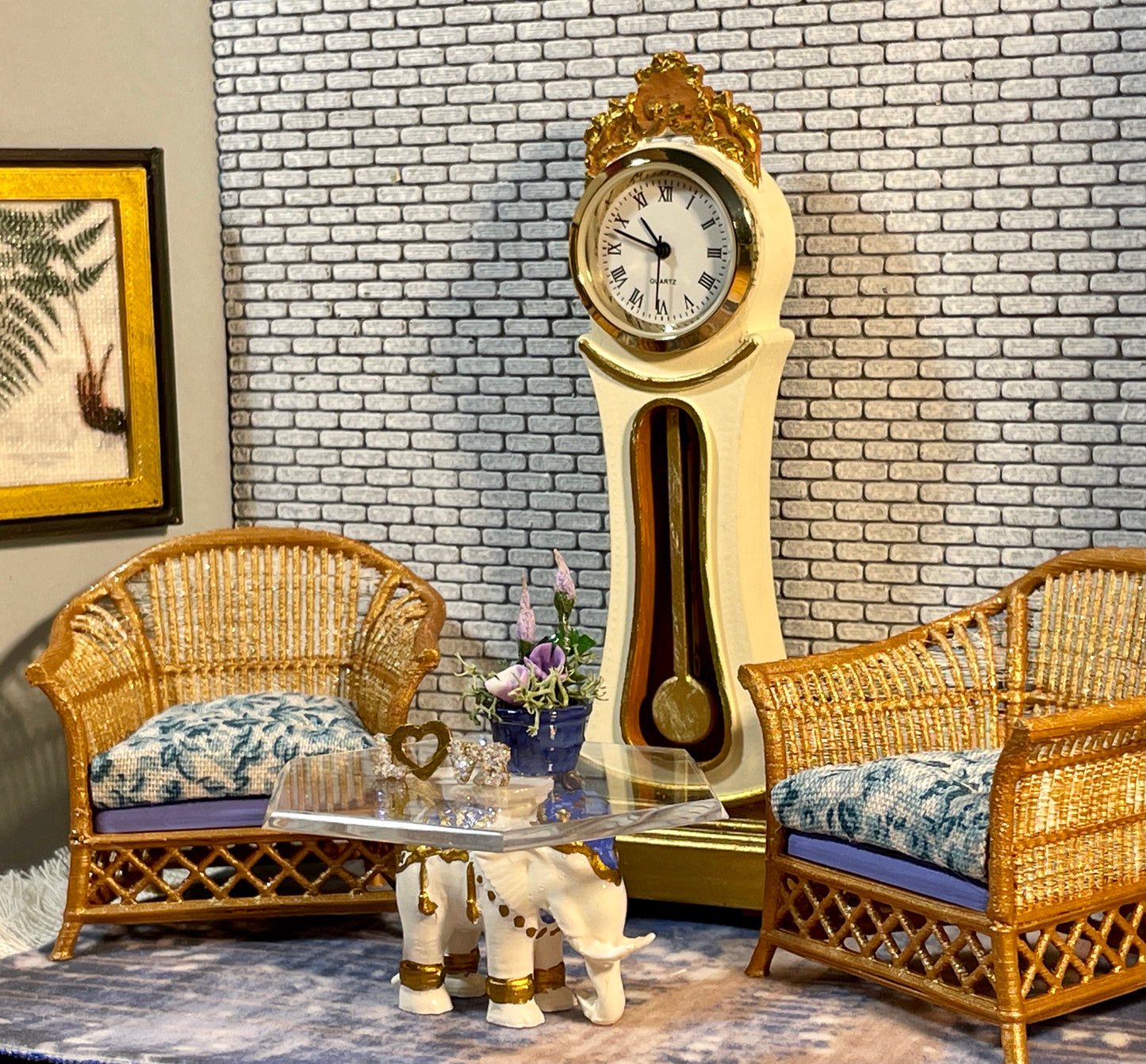 1:16 Dollhouse elephant coffee table like porcelain glass effect top - Lundby