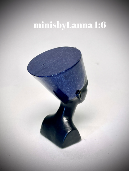 1:6 Dollhouse miniature Egyptian Nefertiti sculpture