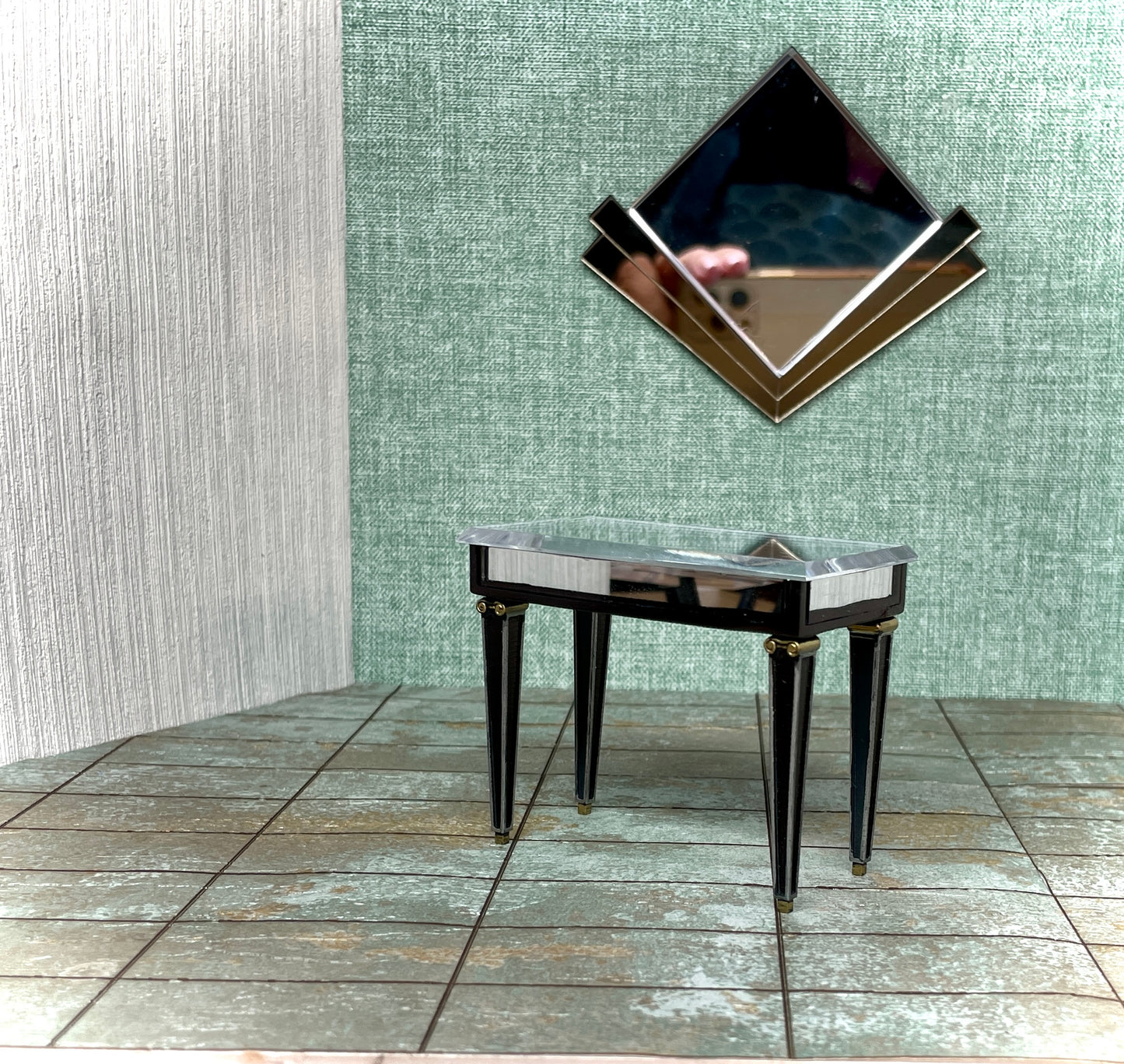 1:12 Dollhouse miniature Art DECO mirrored console table